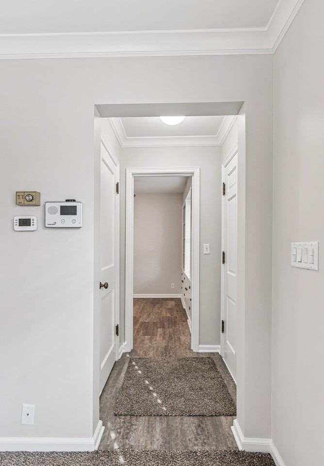 3922 N 52nd St - Photo 5 of 26