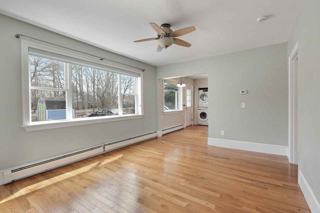 112 Cass St - Photo 6 of 25