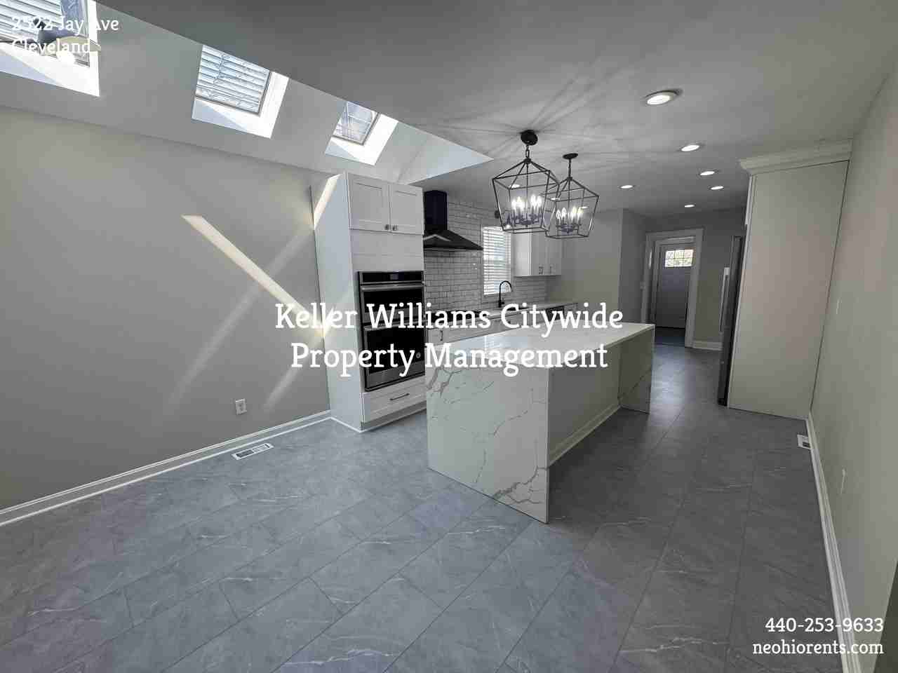 2522 Jay Ave - Photo 6 of 27