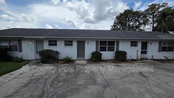 featured image of 927 S Buena Vista Dr