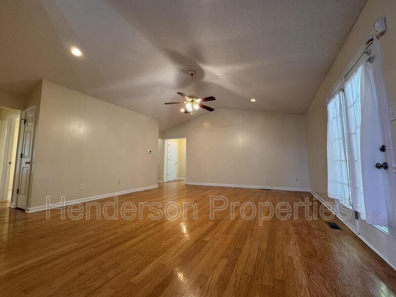 1938 Lake Run Dr - Photo 3 of 20