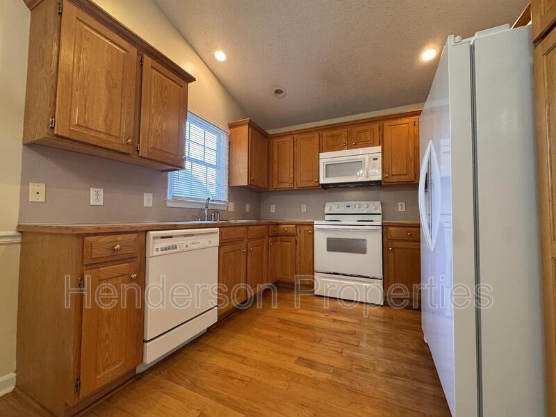 1938 Lake Run Dr - Photo 4 of 20