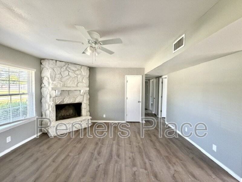 9414 E 113th St N - Photo 2 of 17