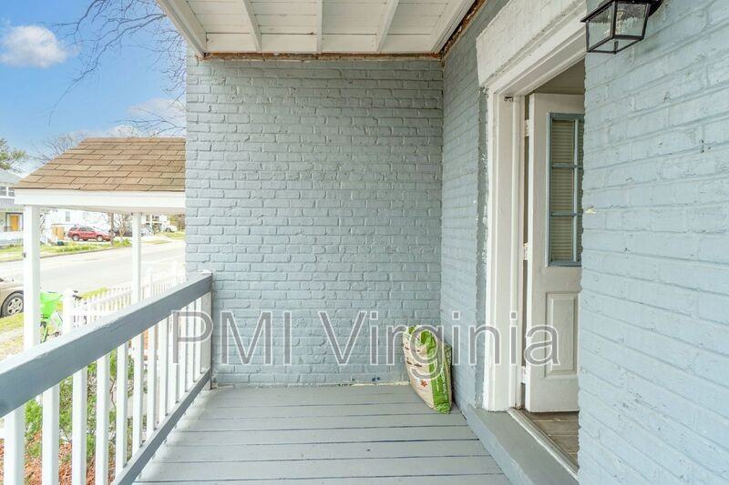 731 38th St #2 - Photo 6 of 35
