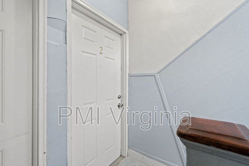 731 38th St #2 - Photo 7 of 35