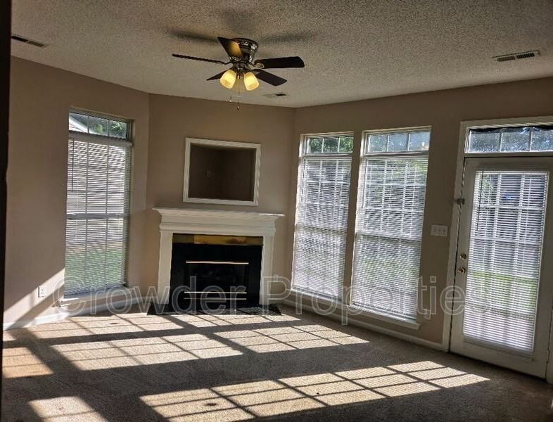 5325 Timbertop Ln - Photo 2 of 25