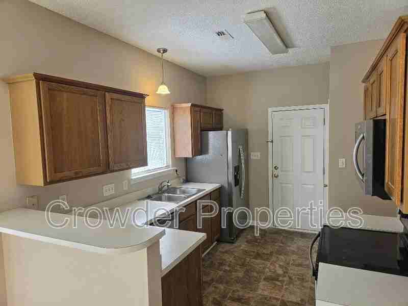 5325 Timbertop Ln - Photo 3 of 25