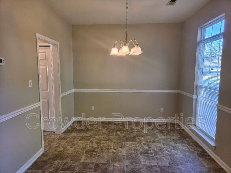 5325 Timbertop Ln - Photo 5 of 25