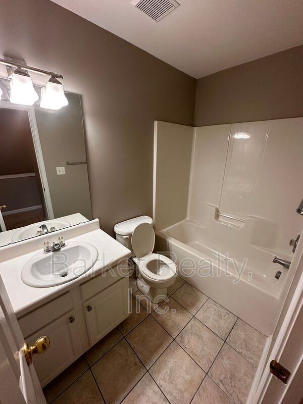 5111 Obion Ct - Photo 5 of 12