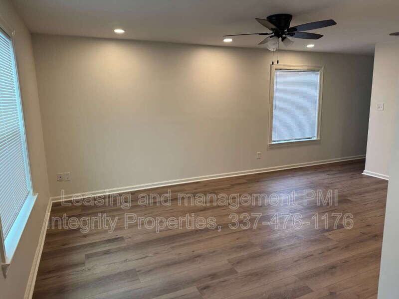 105 Meaux Blvd #3 - Photo 4 of 25