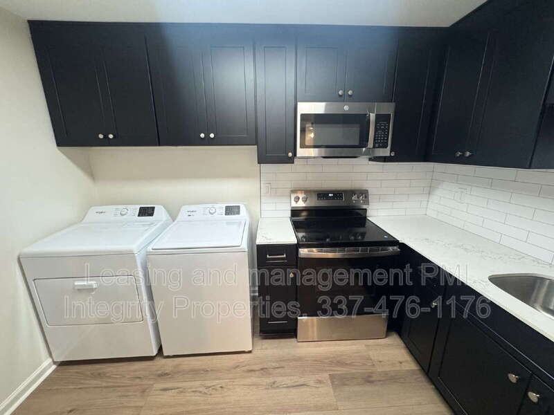 105 Meaux Blvd #3 - Photo 7 of 25