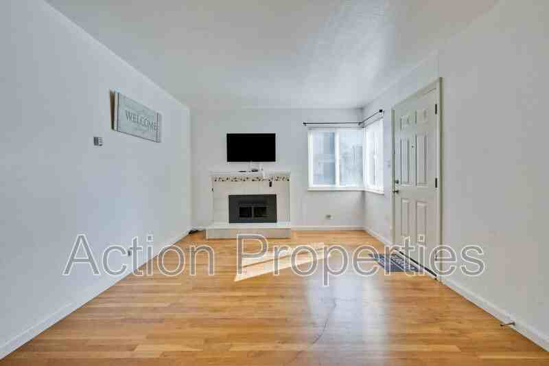 2709 Alma St - Photo 4 of 23