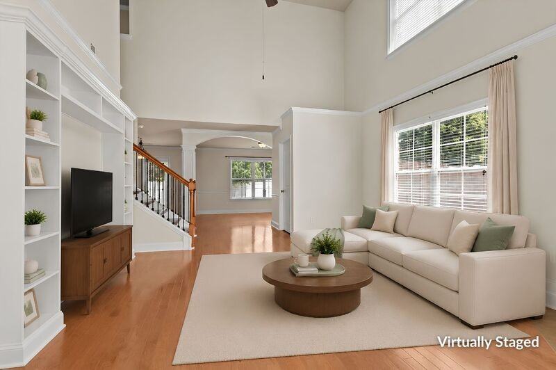2525 Millwood Cir Se - Photo 4 of 16