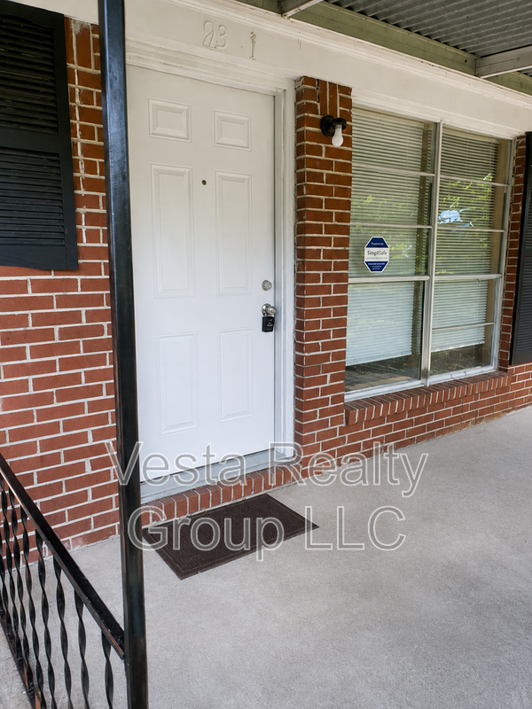 93 Forest Rd - Photo 3 of 15