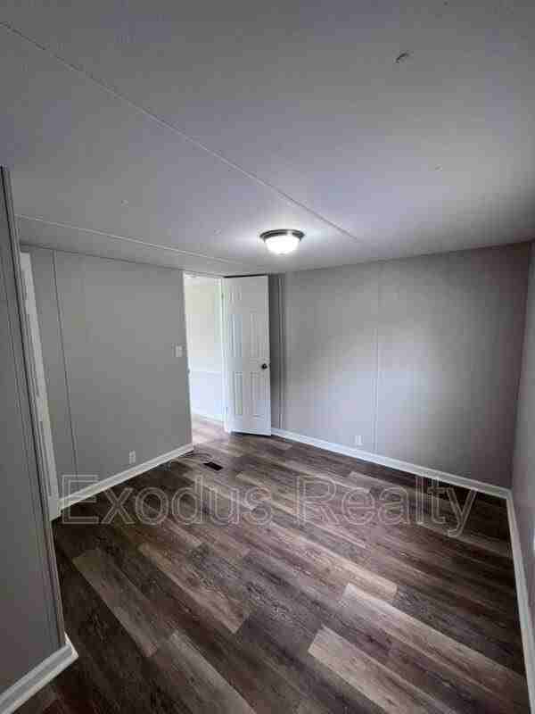 39 Quiet Country Ln - Photo 7 of 32