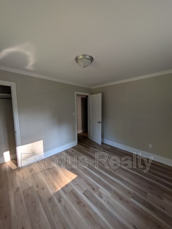 116 Park Ave - Photo 5 of 5
