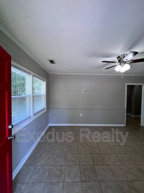 506 Maple Ave - Photo 5 of 41