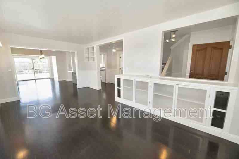 2359 Prune St - Photo 4 of 39