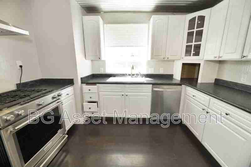 2359 Prune St - Photo 6 of 39