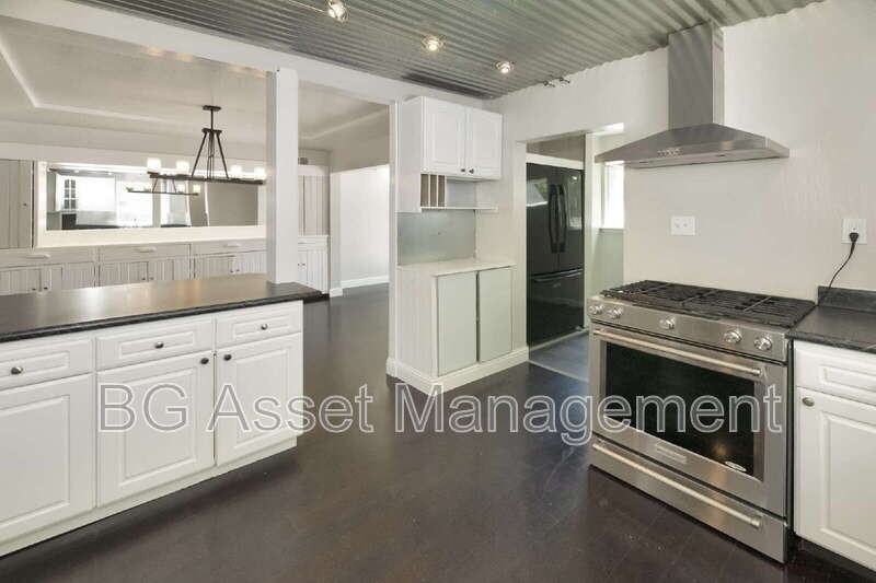 2359 Prune St - Photo 7 of 39