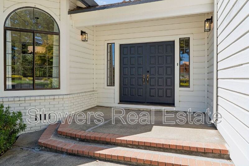 1121 Douglas Ct - Photo 2 of 50