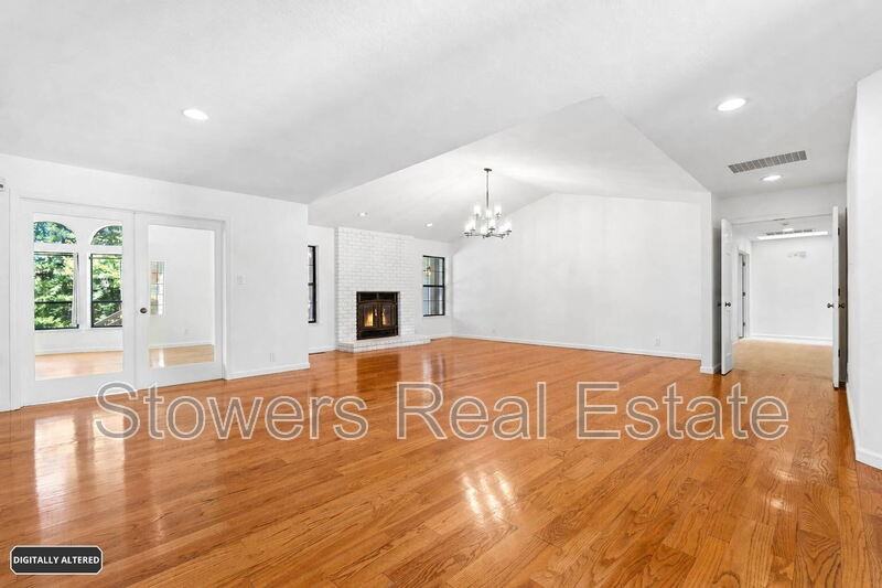 1121 Douglas Ct - Photo 5 of 50