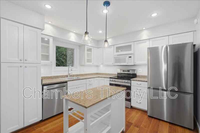 2988 Borge St - Photo 7 of 50