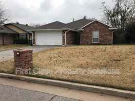 12306 Sw 13th St - Photo 1 of 1