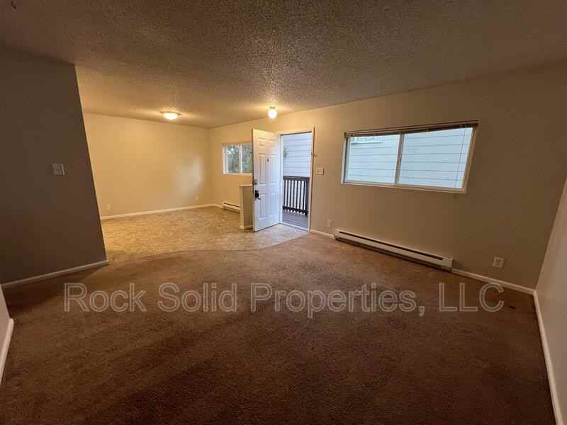 714 Dell Range Blvd - Photo 5 of 29