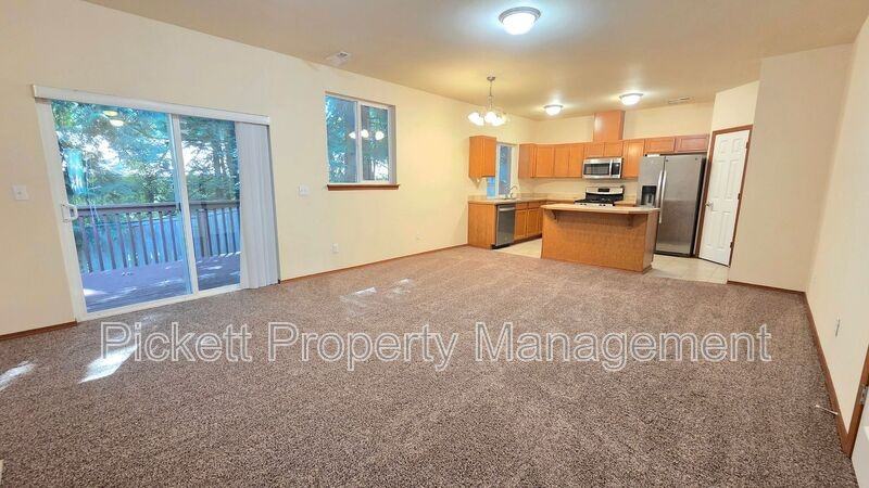 6710 Takota Pl Ne - Photo 5 of 32