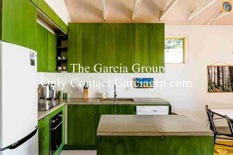 8020 N Hurst Ave #B - Photo 5 of 11