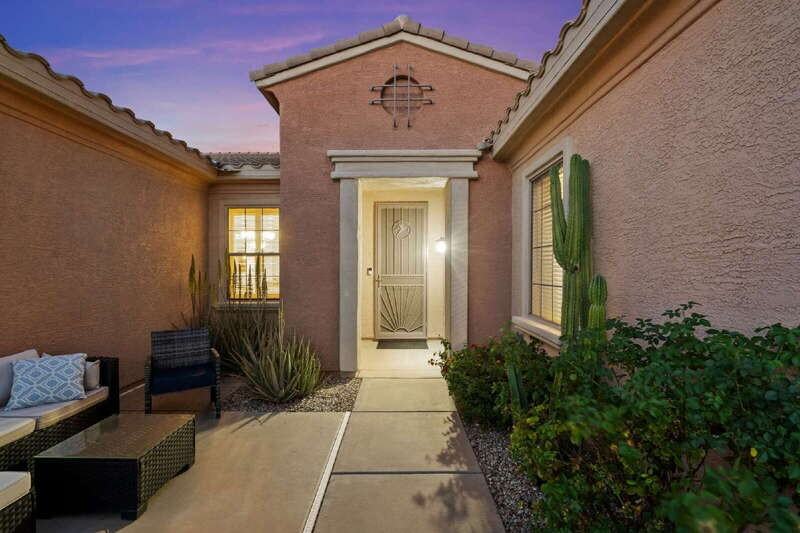 16418 W Desert Lily Dr - Photo 6 of 35