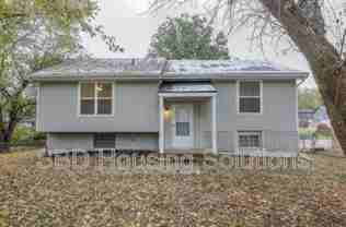 10325 Smalley Ave - Photo 1 of 1
