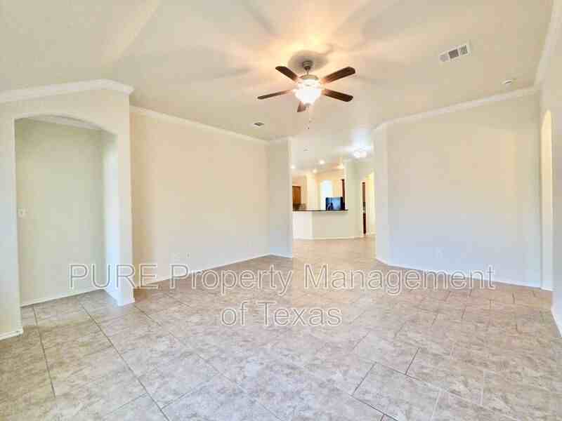 124 Jasper Trl - Photo 7 of 29