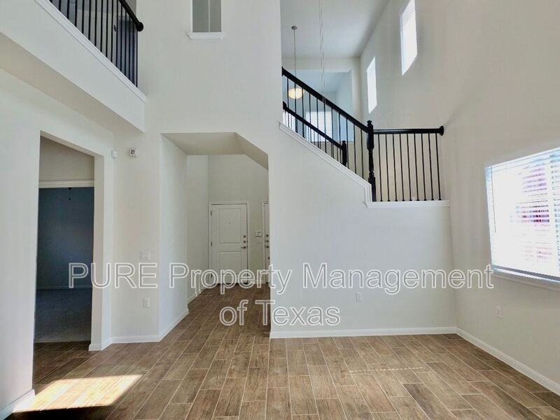 9900 Dalliance Ln - Photo 7 of 30