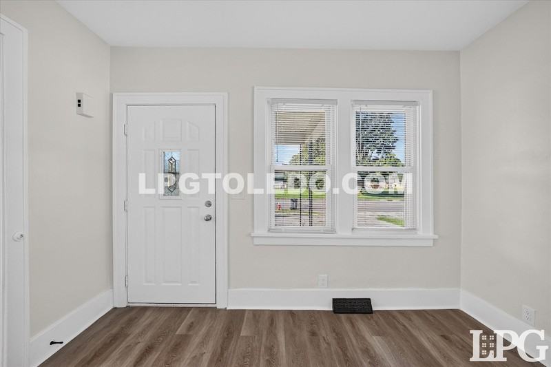 2849 W Laskey Rd - Photo 7 of 33