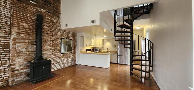 1016 Russell Blvd - Photo 2 of 22