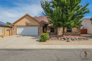 featured image of 3090 Aberdeen Ln