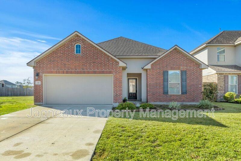 317 Langley Dr - Photo 5 of 19