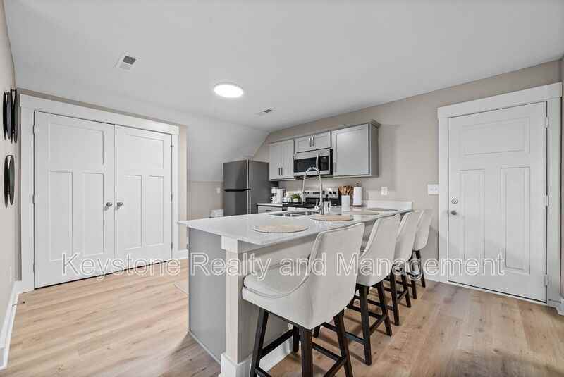 15007 Fort Campbell Blvd - Photo 6 of 14