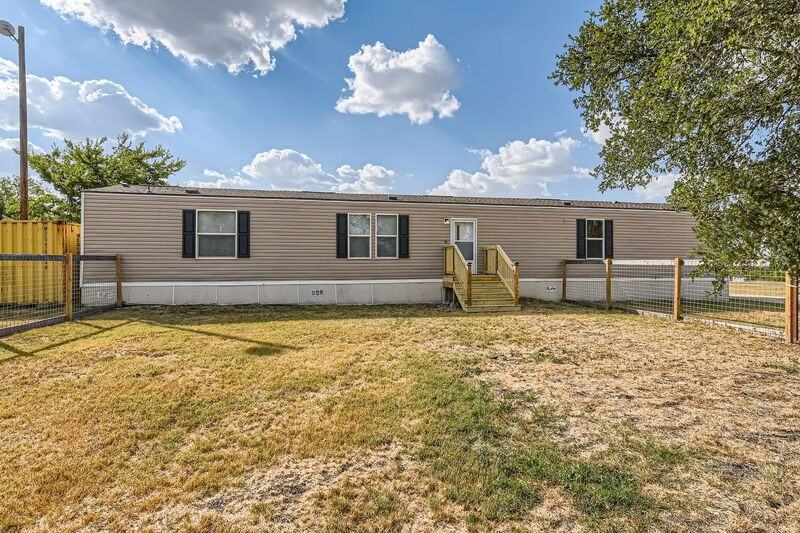 517 Crossroads Dr - Photo 3 of 25