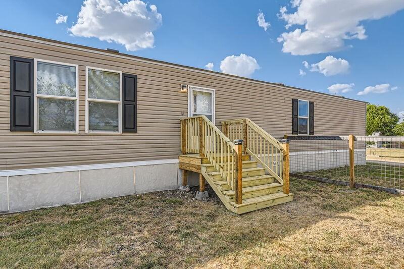 517 Crossroads Dr - Photo 6 of 25