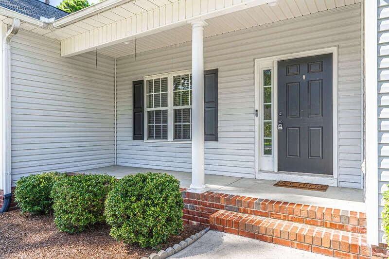 167 Laurel Oak Ln - Photo 2 of 33