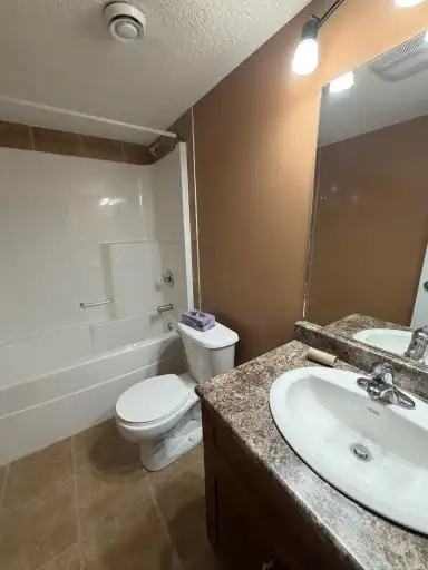 11137 96 St Nw - Photo 5 of 11