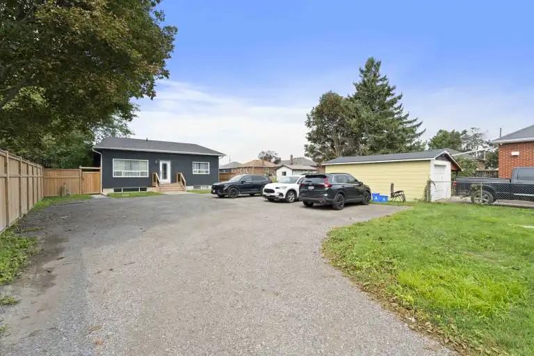 36 Simpson Ave #2 - Photo 2 of 18