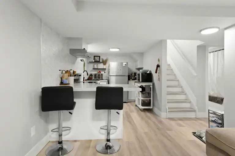 36 Simpson Ave #2 - Photo 6 of 18