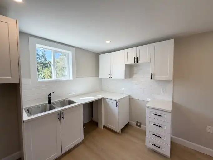 1222 Johnson St #2 - Photo 2 of 11