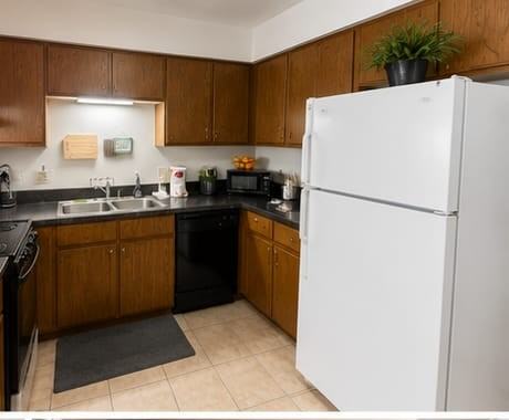 460 Echo Ln #A - Photo 5 of 6