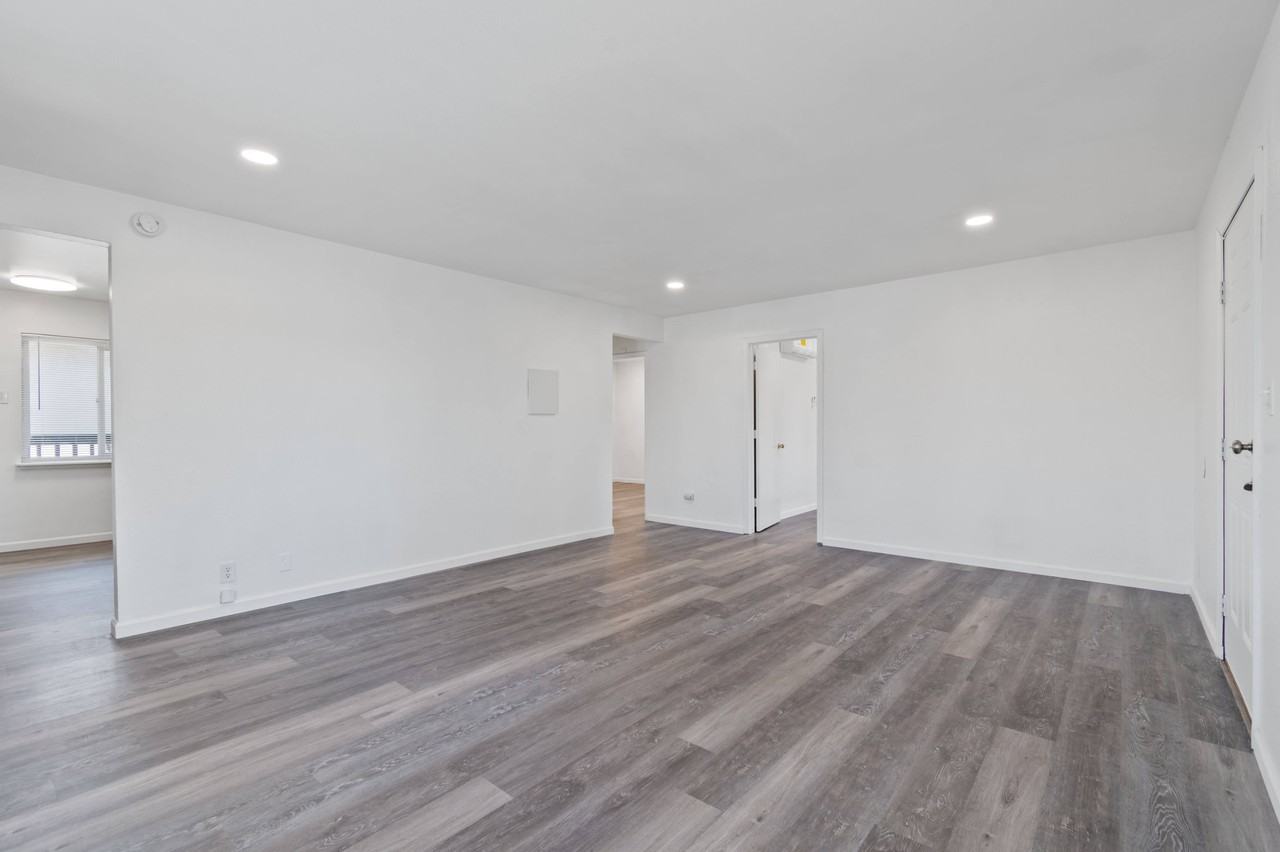 617 Tully Rd #21 - Photo 5 of 12