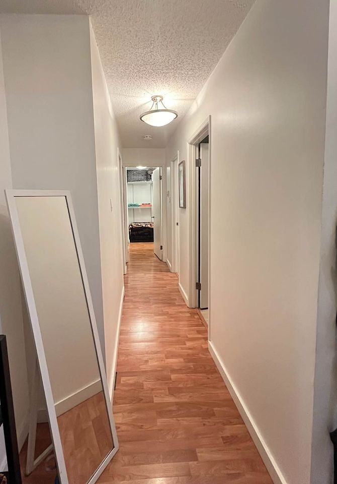 10326 117 St Nw - Photo 5 of 14